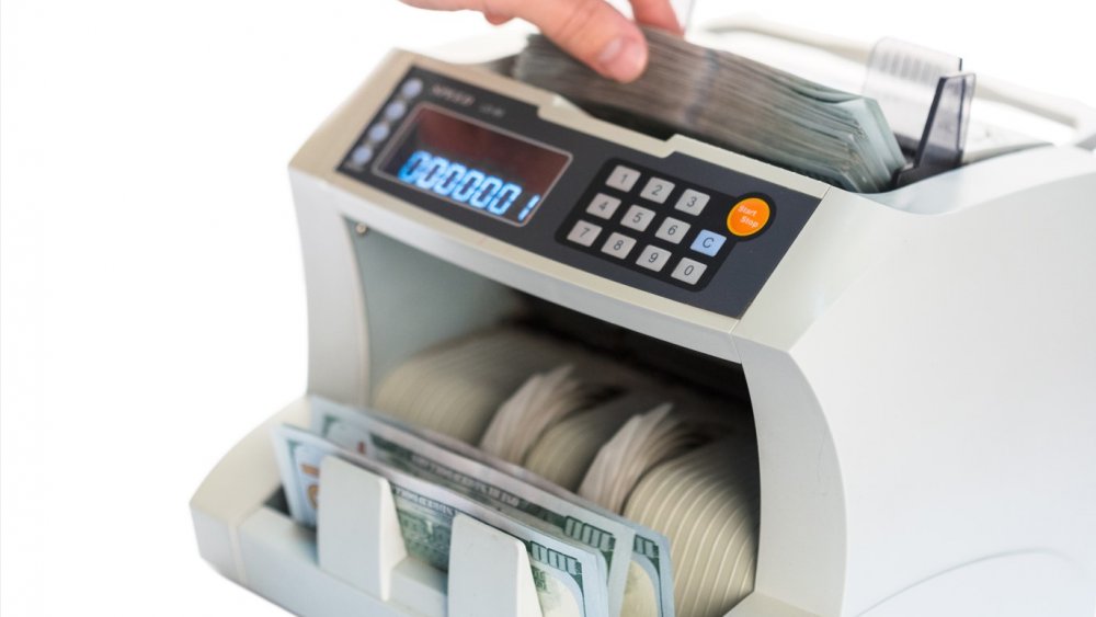 https://www.mikro-makro.net/mali-polis-girnede-izinsiz-doviz-burosu-isletenleri-yakaladi-alkollu-surucu-kadin-motosiklet-surucusune-carpti-ikamet-izinsiz-7-kisi-tutuklandi