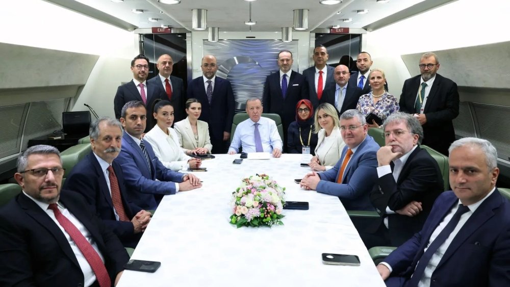 https://www.mikro-makro.net/hristodulidis-davet-edecekti-erdogan-turkiyenin-tanimadigi-guney-kibrisa-gitmeyecegini-soyledi