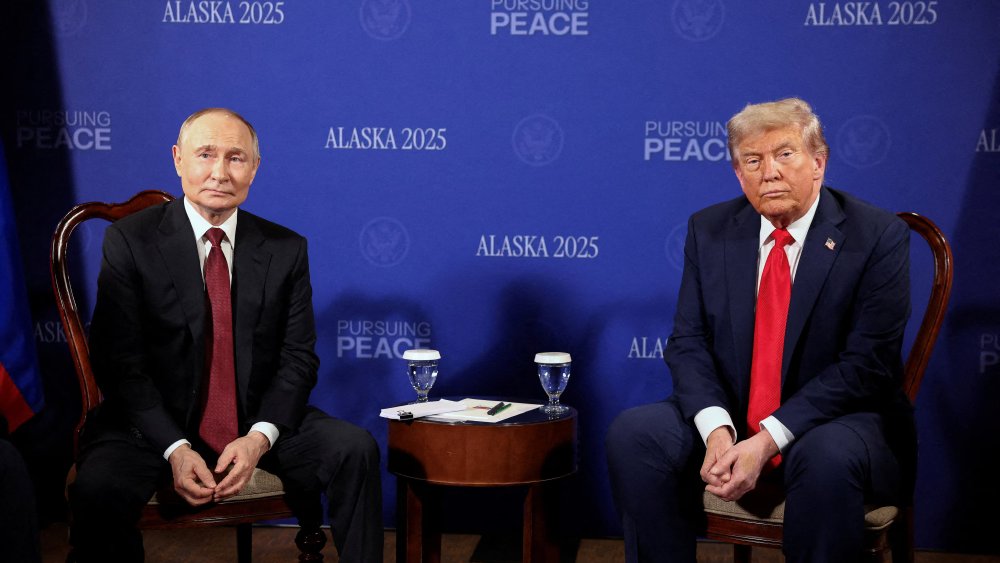 https://www.mikro-makro.net/trump-putin-zirvesi-trump-ukraynada-toprak-takasina-yesil-isik-yakti