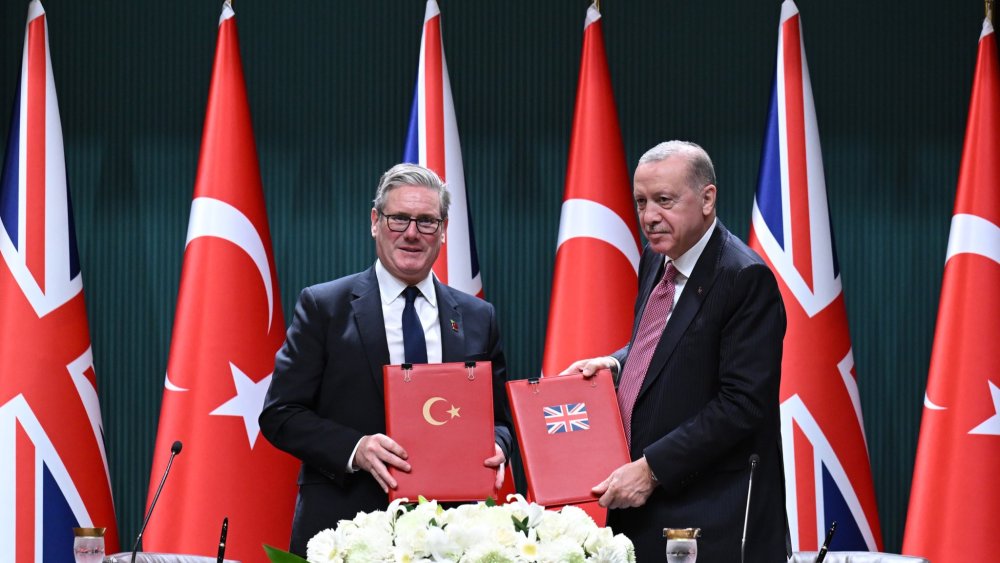 https://www.mikro-makro.net/the-guardian-gazetesi-insan-haklari-endiselerine-ragmen-turkiyeye-typhoon-satisini-elestirdi