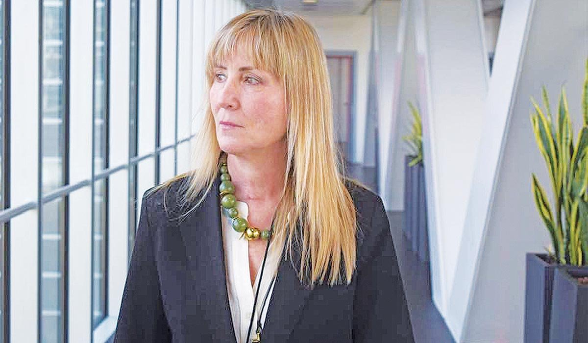 Rüşvet alan politikacıların üzerine giden savcıyı ve gazetecileri yıldırmak için her şeyi yaptılar