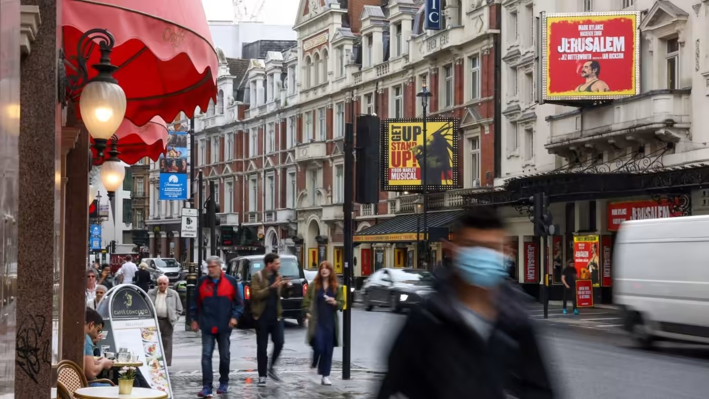 İngiltere’de İşçi Partisi’ne geçen Westminster’da kara paraya karşı mücadele başlatıldı