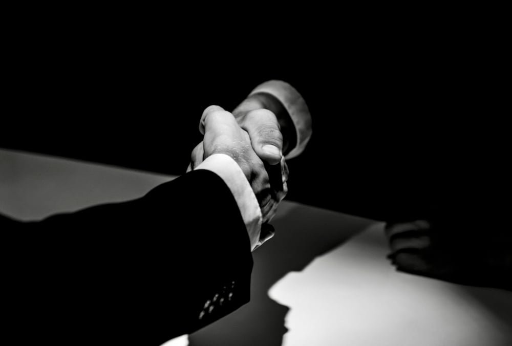 Önceden birlikte çalışan Rus ve Ukrayna suç örgütleri şimdi devletleriyle iş birliği içinde!