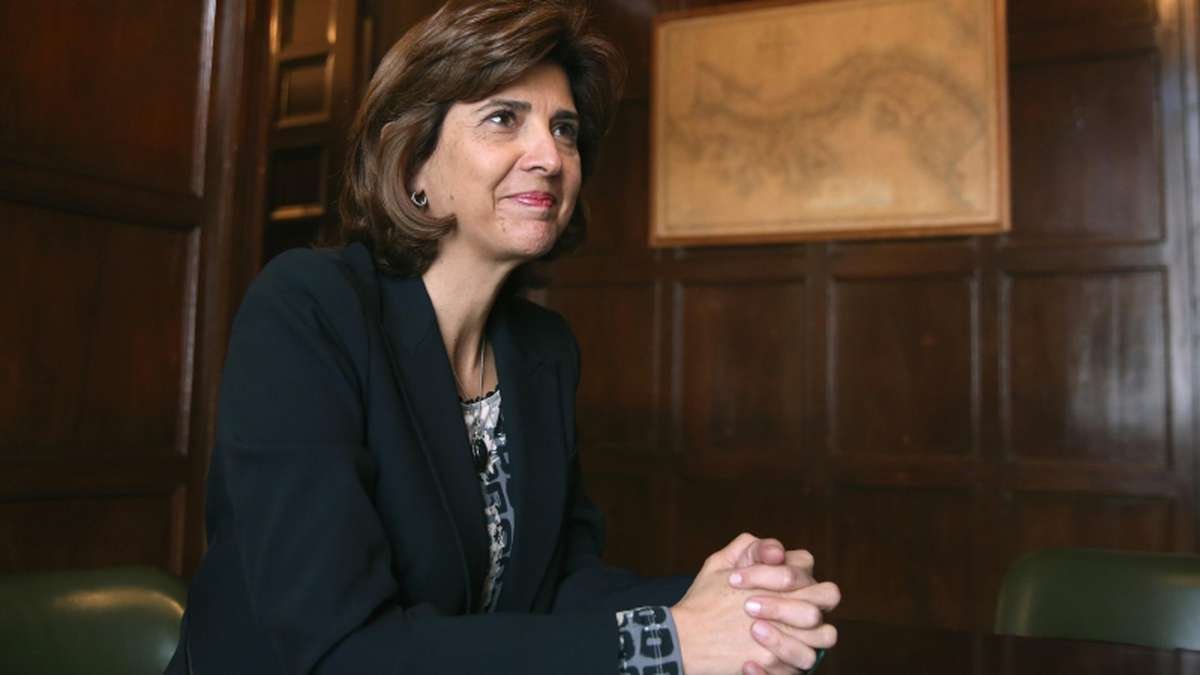 Maria Ángela Holguín Cuéllar Kolombiya’nın köklü bir ailesinden geliyor 