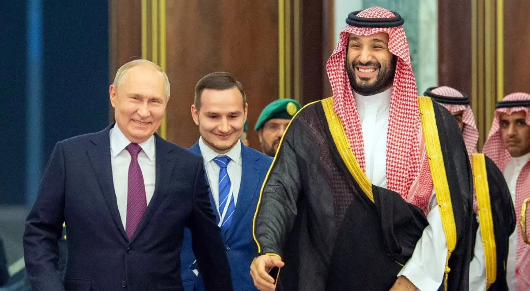 Uluslararası tutuklama emrine rağmen Putin, BAE ve Suudi Arabistan'ı ziyaret etti