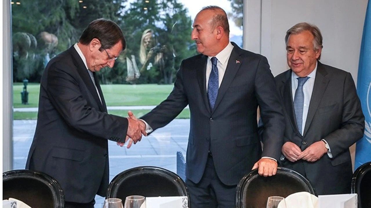 Nikos Anastasiadis'in Mevlüt Çavuşoğlu ile iki devletli çözümü görüştüğü iddia edildi