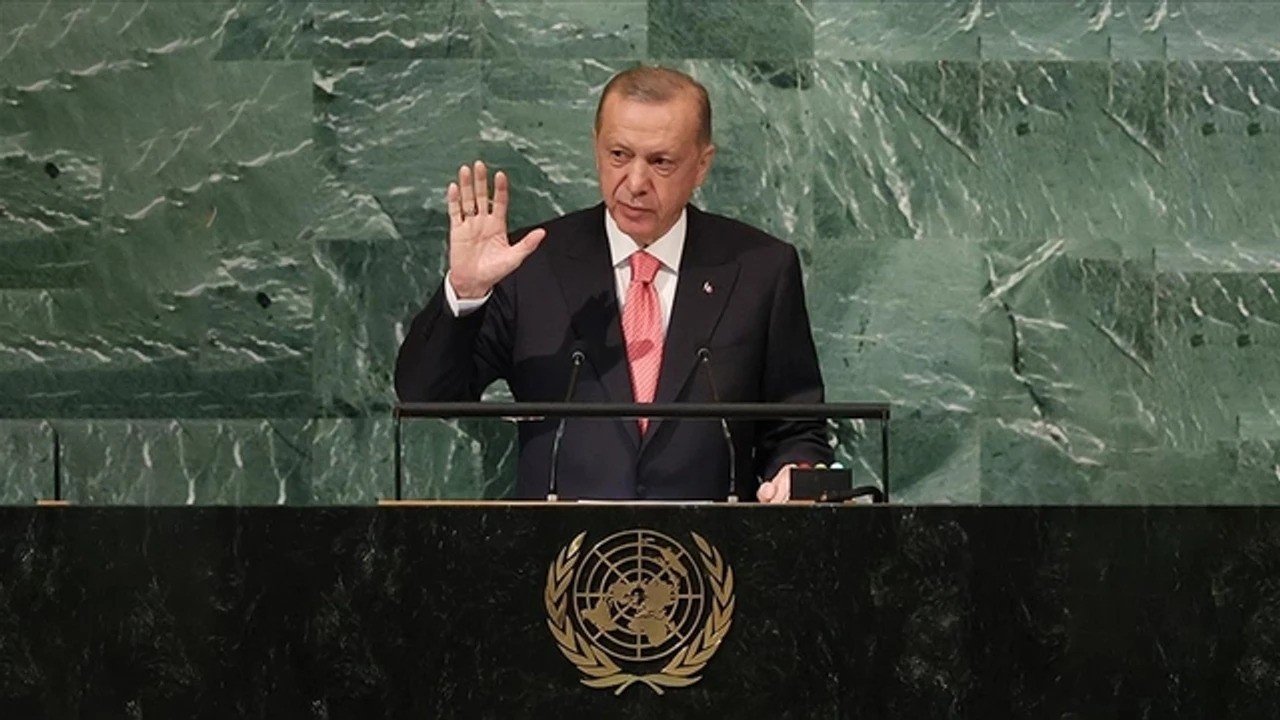 Erdoğan: Kıbrıs’ta ‘Federasyon modeli artık geçerliliğini tamamen  yitirmiştir’