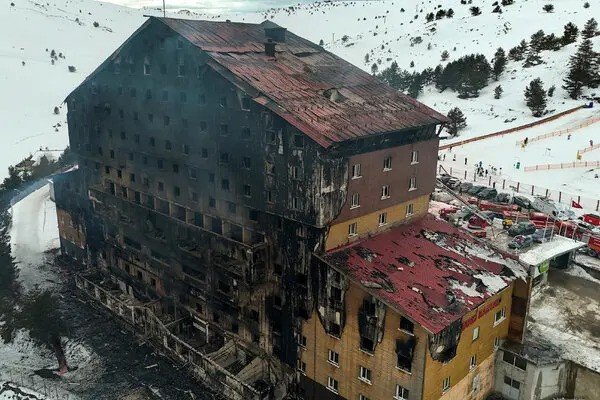 Kartalkaya’da hayatını kaybeden 78 kişi kahrediyor