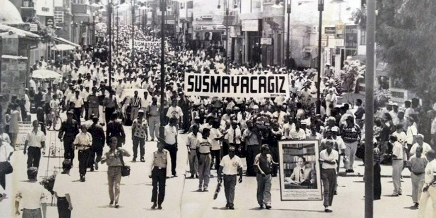 Gazeteci, şair ve yazar Kutlu Adalı 29'uncu ölüm yıl dönümünde anıldı