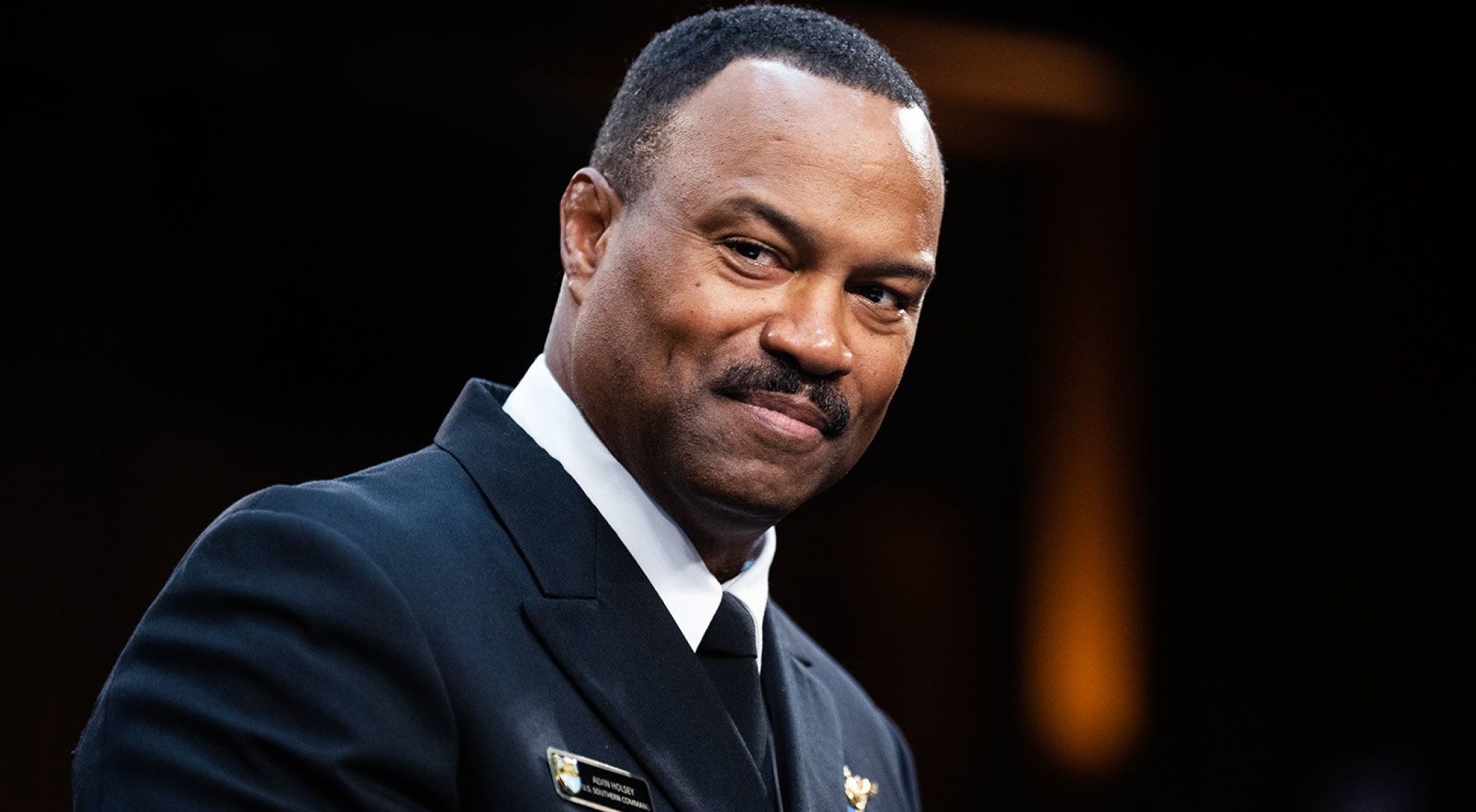 ABD'de, amiralin istifasının perde arkası tartışılıyor