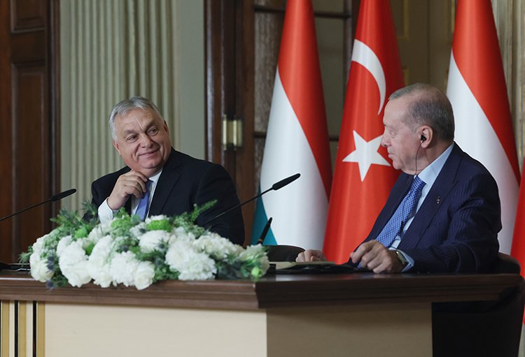 Alman yayın organı: 'AB yaptırımlarına rağmen Türkiye Macaristan'a Rus gazını göndermeyi garanti etti'