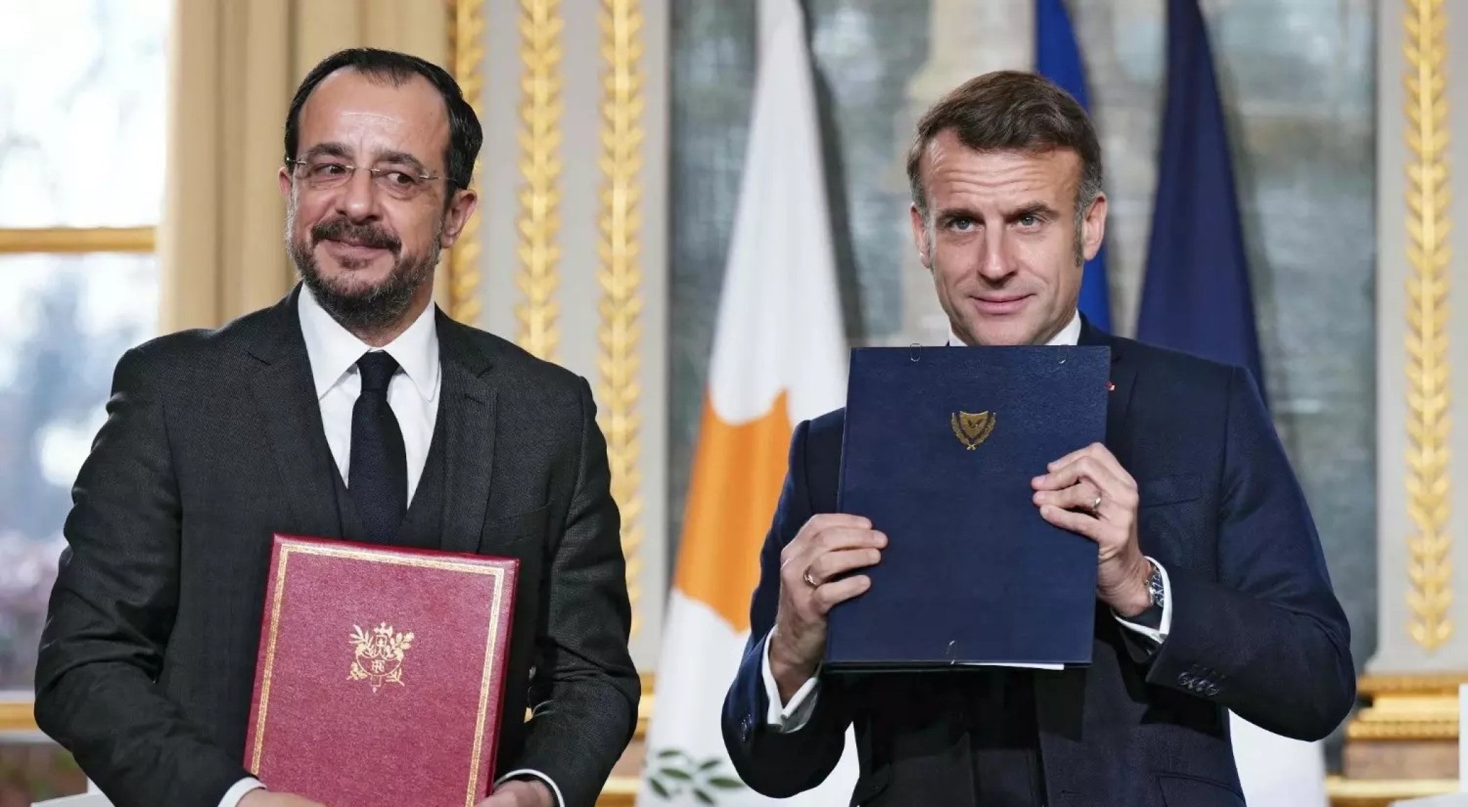 ‘Güney Kıbrıs Yunanistan’dan özerkleşme yolunda’