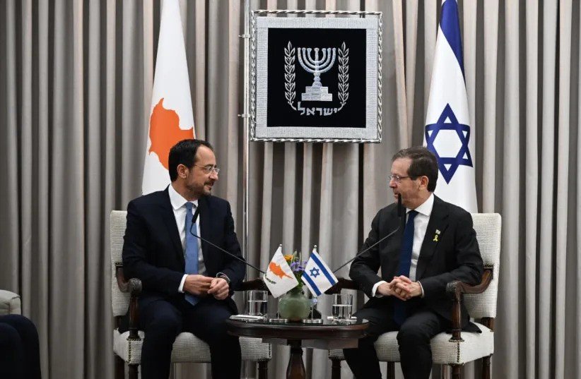 İsrail Cumhurbaşkanı: 'Bölgemizdeki zorluklarla mücadele ederken Kıbrıs’ın yeri hayati önemde'