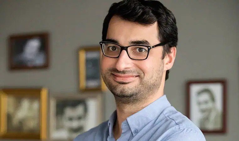 Türkiye: Cumhuriyet gazetesi yazarı, gazeteci Barış Terkoğlu gözaltına alındı