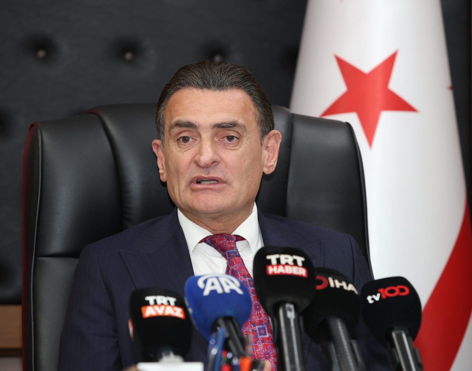 İçişleri Bakanı Dursun Oğuz: 'KKTC güvenli bir devlettir, suç örgütlerine asla geçit verilmeyecektir'