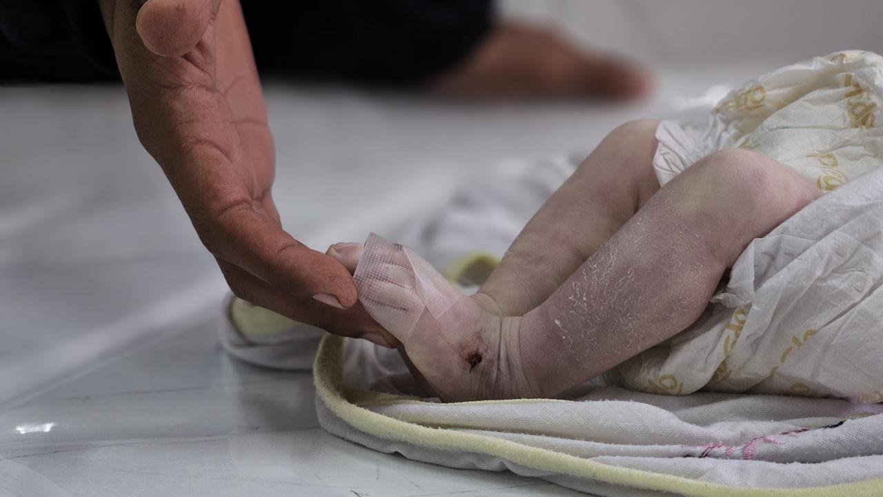 İsrail’in yardımları engellediği Gazze’de şimdiye kadar soğuktan 21 kişi hayatını kaybetti